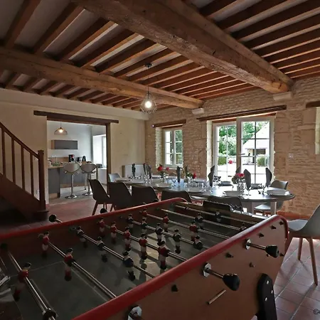 Holiday home Maison De Charme Avec Grand Jardin, Jeux Pour Enfants, Et Equipements Modernes A - Fr-1-497-137