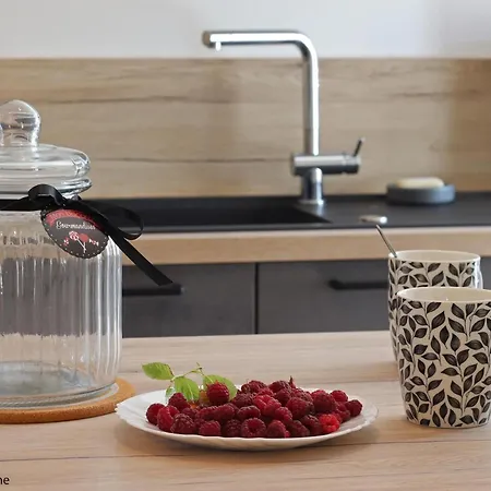 Charmante En Pierre Avec Wifi, Terrasse Et Jardin Clos - Fr-1-497-137