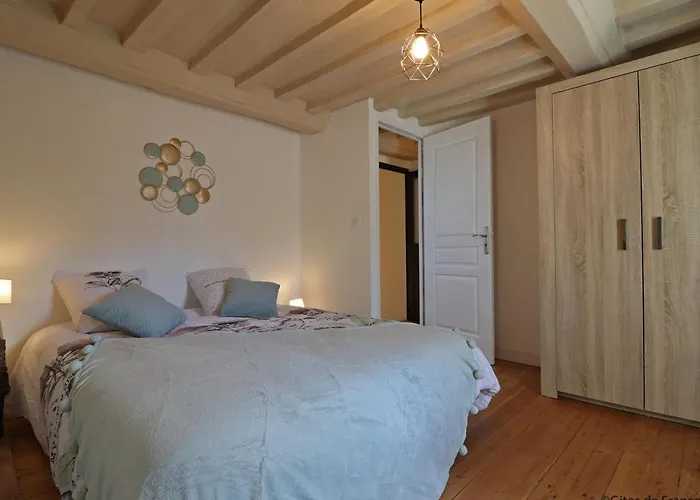 Charmante En Pierre Avec Wifi, Terrasse Et Jardin Clos - Fr-1-497-137 Hébergement de vacances