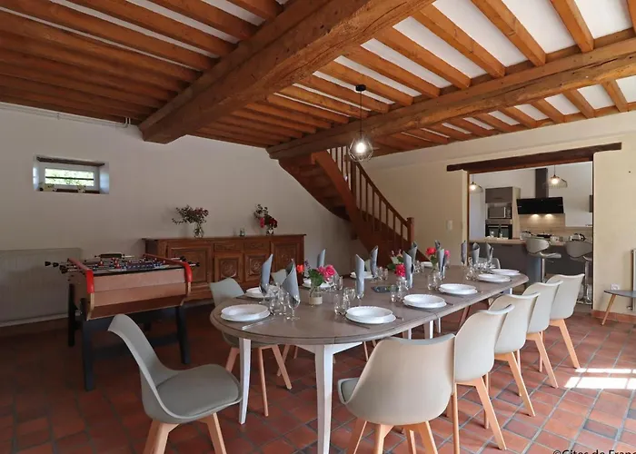 Charmante En Pierre Avec Wifi, Terrasse Et Jardin Clos - Fr-1-497-137 Hébergement de vacances *